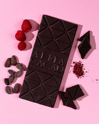 Dark Chocolate with Raspberry Flakes 100g
